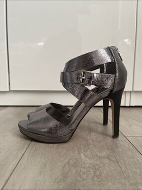 Marc Fisher Metallic Gunmetal Marnia Crossband Dressy Heels, Size 8